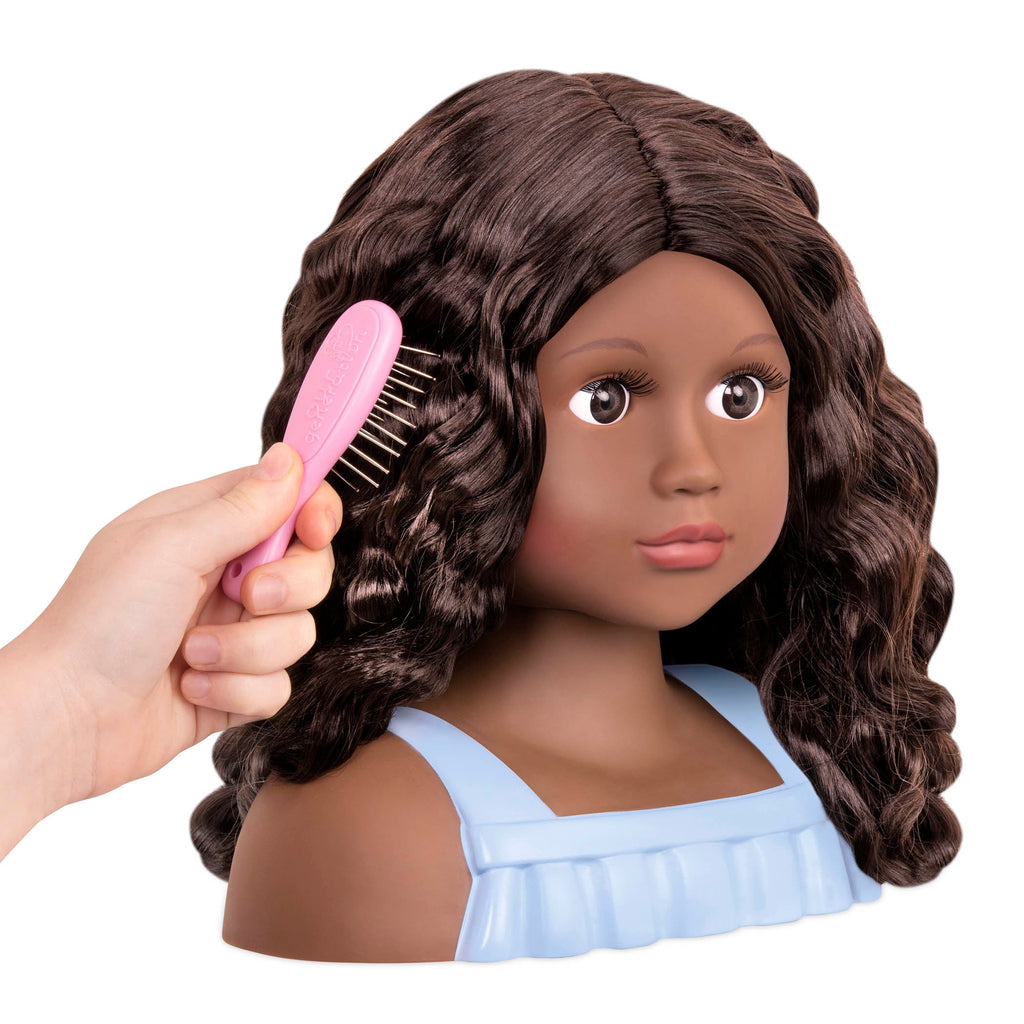Nessa Doll